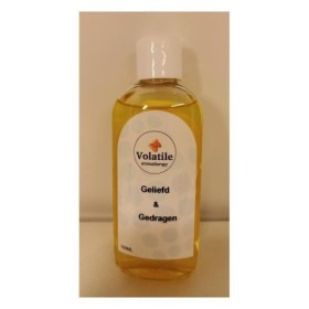 Geliefd en gedragen massage olie